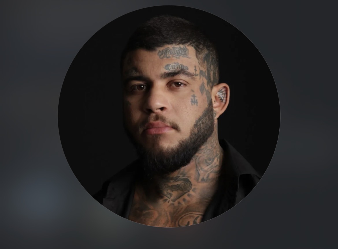 Alexandre Cunha, tatuador